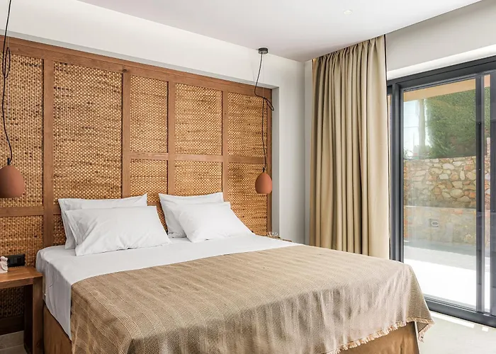 Lakka Suites